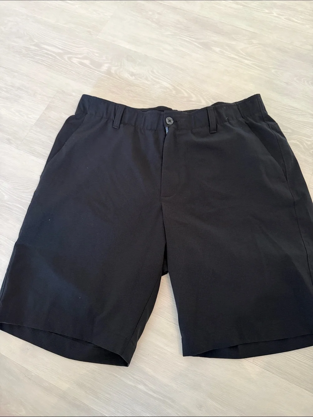 Under Armour classic black shorts in good Condition 🖤